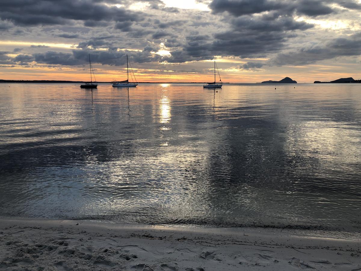 Salamander Beach Accommodation - Adults Only Salamander Bay Exteriér fotografie
