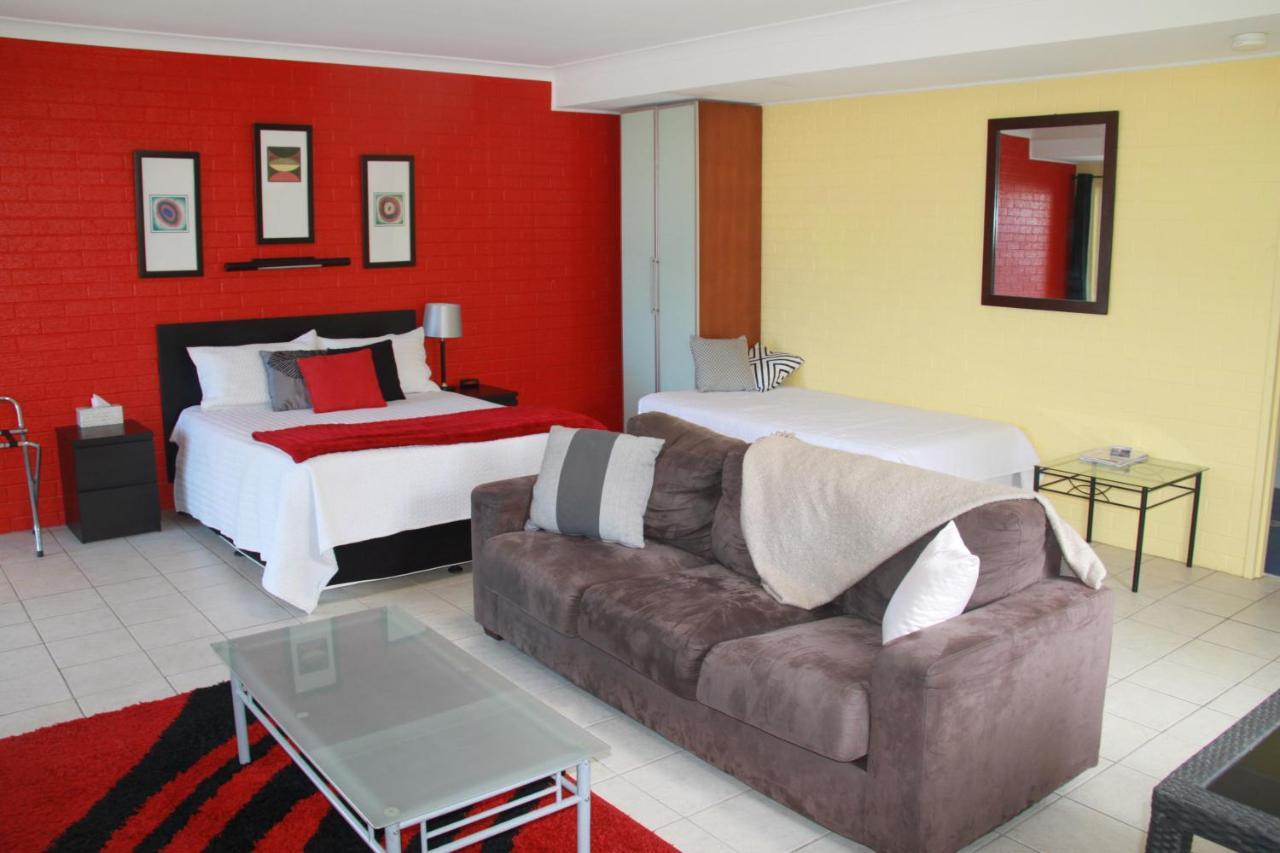 Salamander Beach Accommodation - Adults Only Salamander Bay Pokoj fotografie
