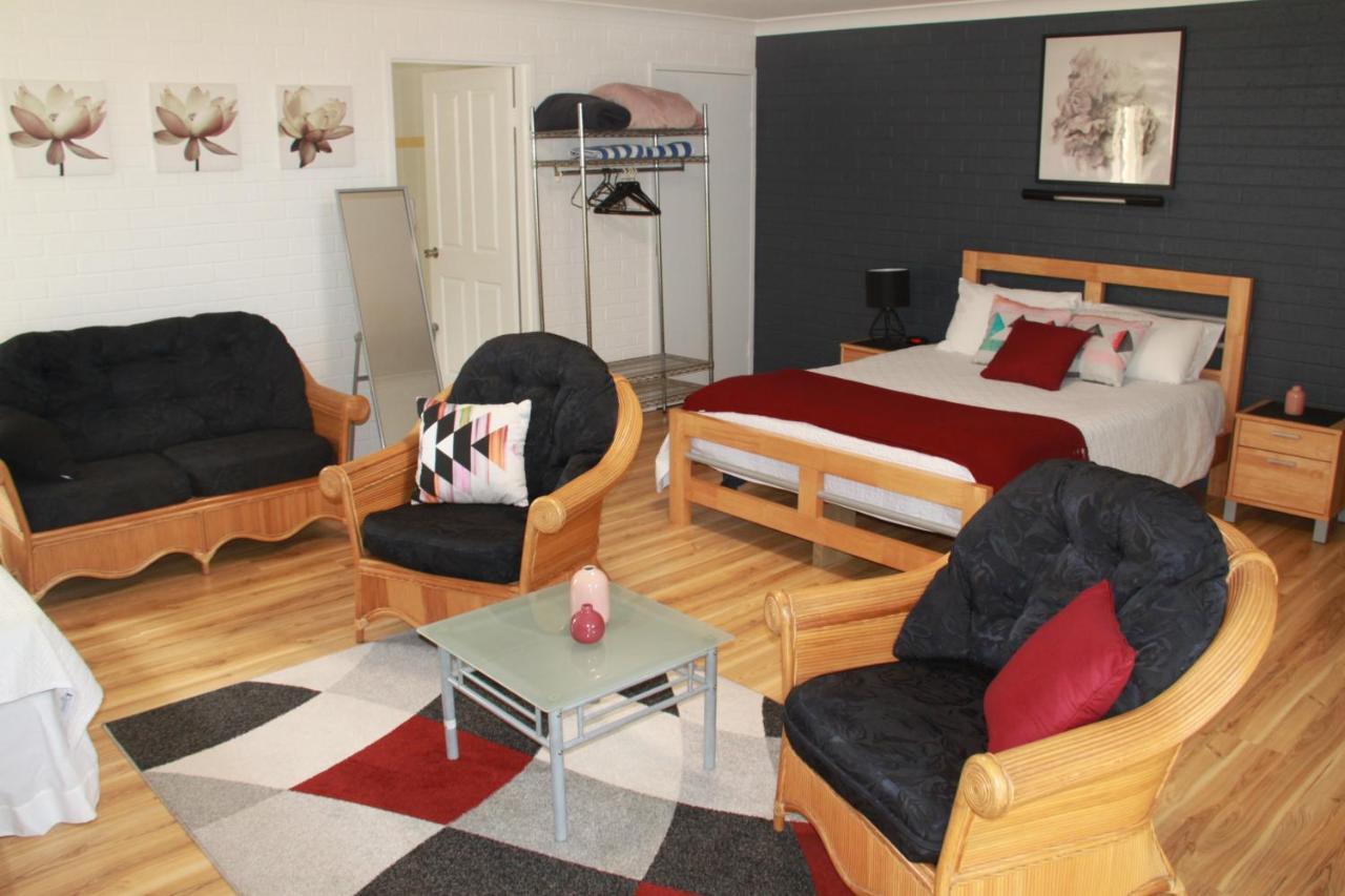 Salamander Beach Accommodation - Adults Only Salamander Bay Exteriér fotografie